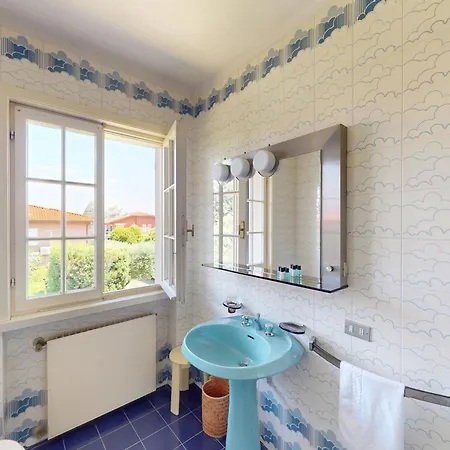 Valentine Lakeside By Bookinggardalake