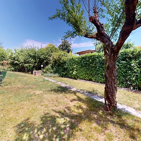 Valentine Lakeside By Bookinggardalake * Sirmione