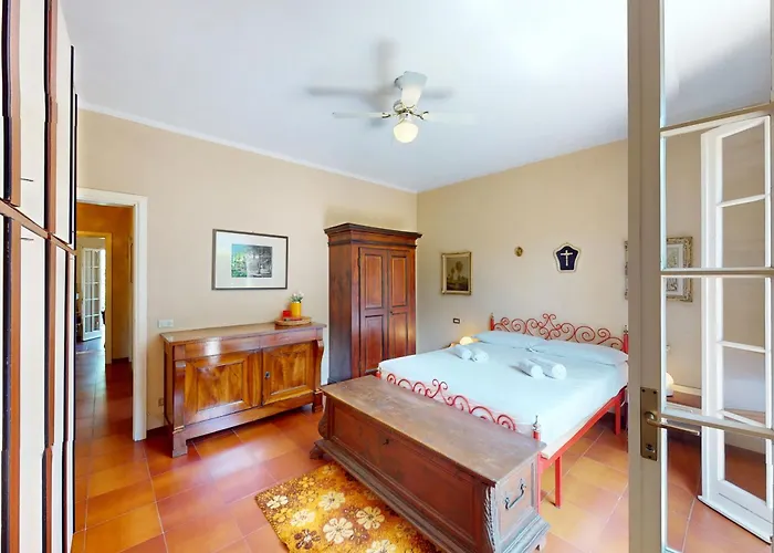 Valentine Lakeside By Bookinggardalake Villa Sirmione