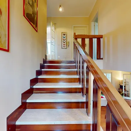 Villa Valentine Lakeside By Bookinggardalake