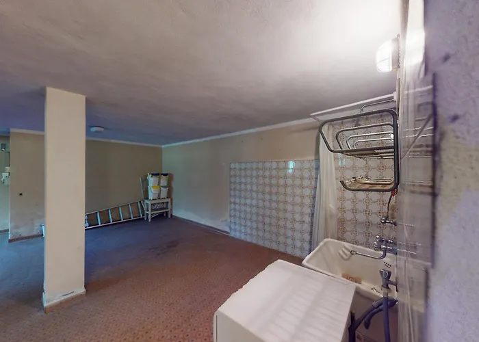 Valentine Lakeside By Bookinggardalake *