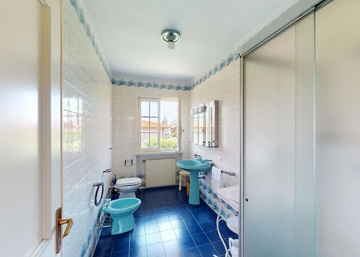 Villa Valentine Lakeside By Bookinggardalake Brescia