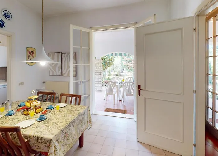 ヴィラ Valentine Lakeside By Bookinggardalake *