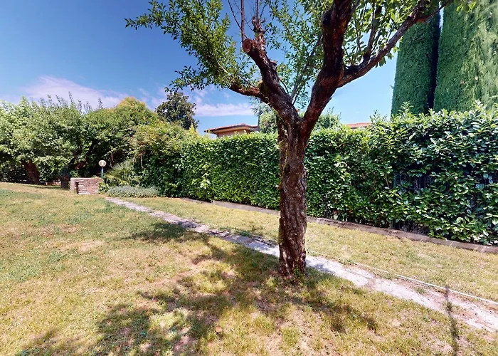 Valentine Lakeside By Bookinggardalake *