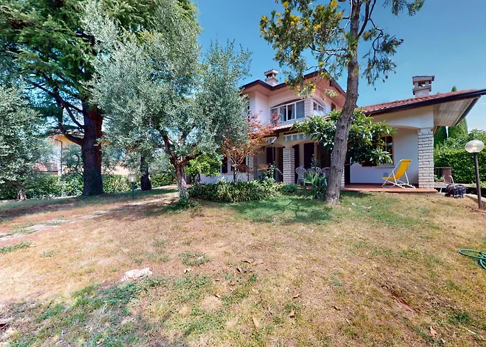 Valentine Lakeside By Bookinggardalake ヴィラ *