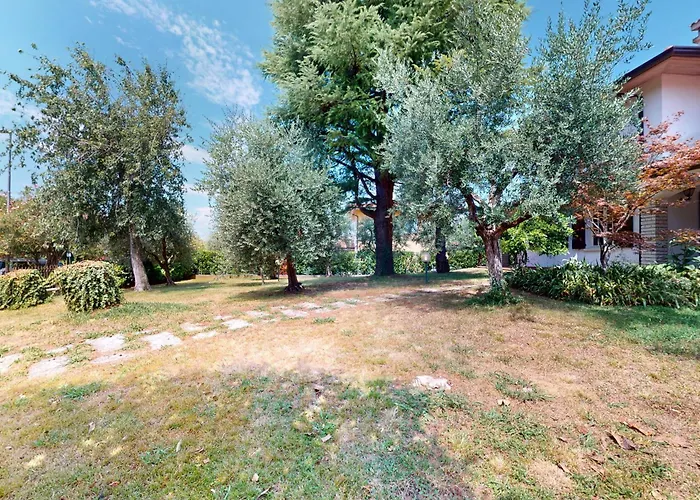 Valentine Lakeside By Bookinggardalake