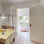 Villa Valentine Lakeside By Bookinggardalake *