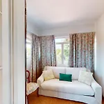 Villa Valentine Lakeside By Bookinggardalake *